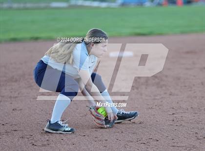 Thumbnail 1 in Rio Linda @ Vista del Lago photogallery.