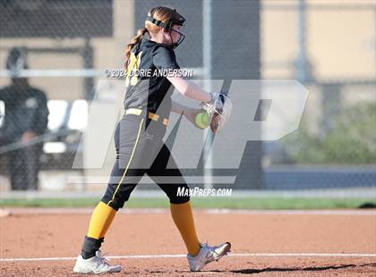 Thumbnail 3 in Rio Linda @ Vista del Lago photogallery.