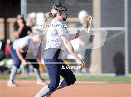 Thumbnail 3 in Rio Linda @ Vista del Lago photogallery.