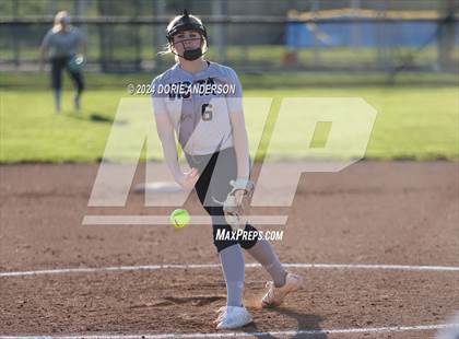 Thumbnail 2 in Rio Linda @ Vista del Lago photogallery.