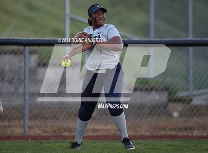 Thumbnail 1 in Rio Linda @ Vista del Lago photogallery.