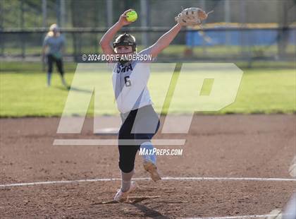 Thumbnail 1 in Rio Linda @ Vista del Lago photogallery.