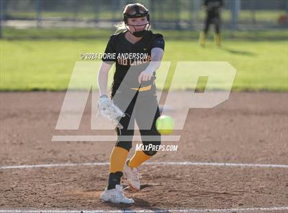 Thumbnail 1 in Rio Linda @ Vista del Lago photogallery.