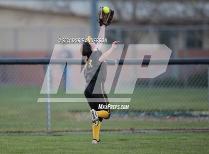 Thumbnail 1 in Rio Linda @ Vista del Lago photogallery.