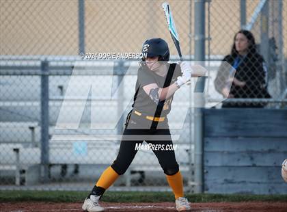 Thumbnail 1 in Rio Linda @ Vista del Lago photogallery.
