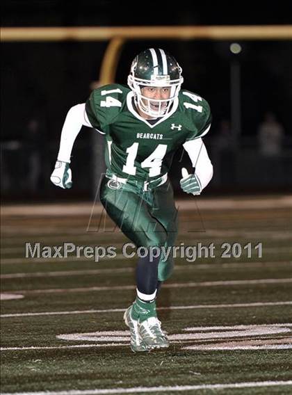Thumbnail 2 in Bonita vs. La Serna (CIF SS Semifinal) photogallery.