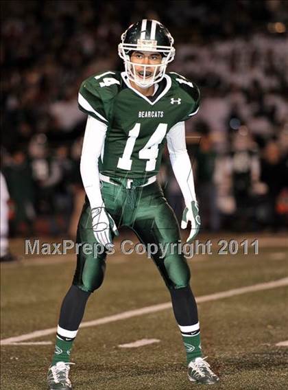 Thumbnail 3 in Bonita vs. La Serna (CIF SS Semifinal) photogallery.