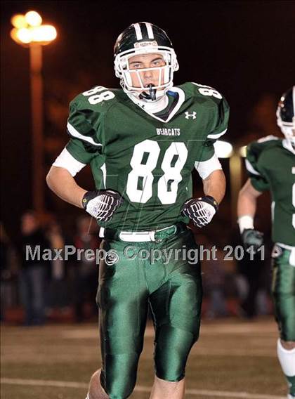 Thumbnail 3 in Bonita vs. La Serna (CIF SS Semifinal) photogallery.