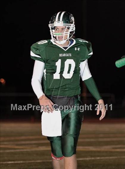Thumbnail 3 in Bonita vs. La Serna (CIF SS Semifinal) photogallery.