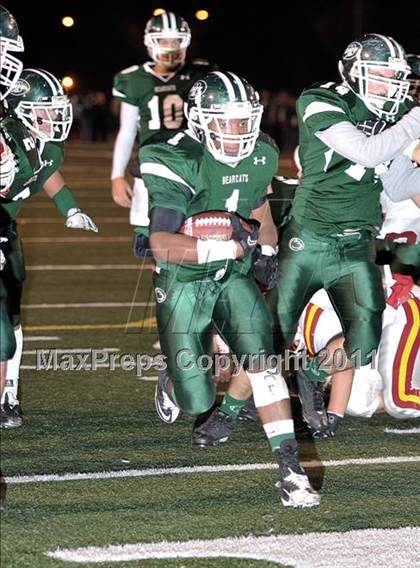 Thumbnail 2 in Bonita vs. La Serna (CIF SS Semifinal) photogallery.