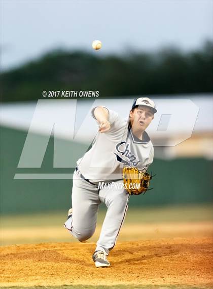 Thumbnail 2 in Aubrey vs. Sanger (UIL 4A Region 2 Area Playoff) photogallery.
