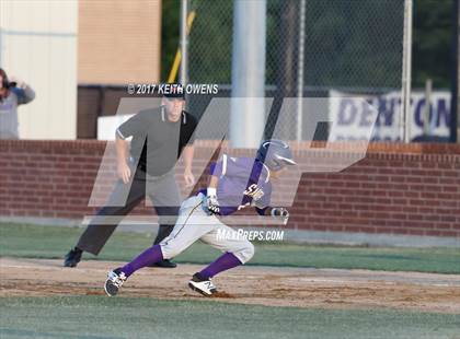 Thumbnail 2 in Aubrey vs. Sanger (UIL 4A Region 2 Area Playoff) photogallery.
