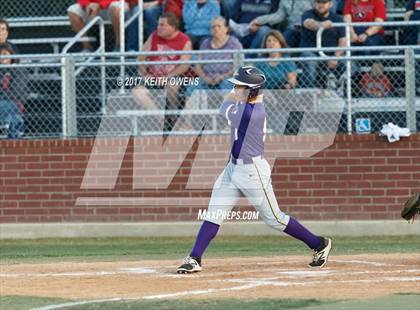 Thumbnail 3 in Aubrey vs. Sanger (UIL 4A Region 2 Area Playoff) photogallery.