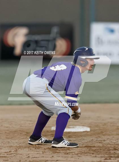 Thumbnail 2 in Aubrey vs. Sanger (UIL 4A Region 2 Area Playoff) photogallery.
