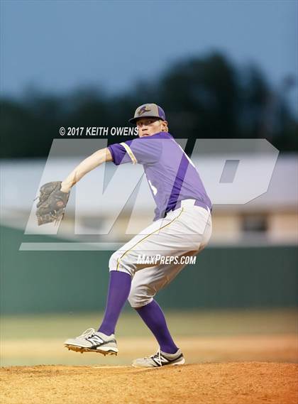 Thumbnail 3 in Aubrey vs. Sanger (UIL 4A Region 2 Area Playoff) photogallery.