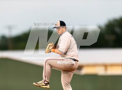 Thumbnail 1 in Aubrey vs. Sanger (UIL 4A Region 2 Area Playoff) photogallery.