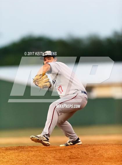 Thumbnail 3 in Aubrey vs. Sanger (UIL 4A Region 2 Area Playoff) photogallery.