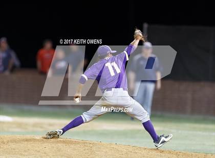 Thumbnail 2 in Aubrey vs. Sanger (UIL 4A Region 2 Area Playoff) photogallery.