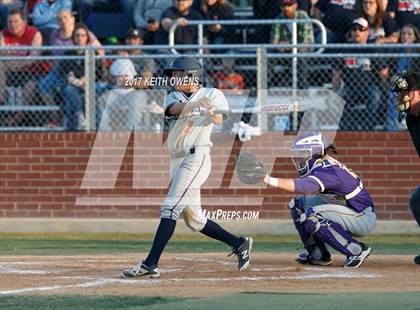 Thumbnail 3 in Aubrey vs. Sanger (UIL 4A Region 2 Area Playoff) photogallery.