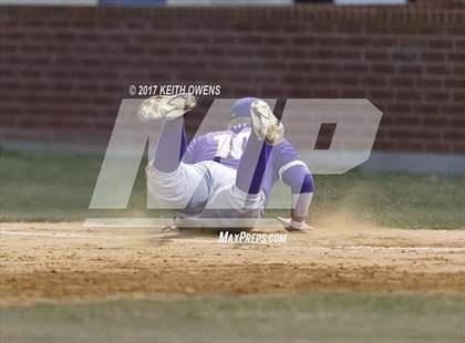 Thumbnail 3 in Aubrey vs. Sanger (UIL 4A Region 2 Area Playoff) photogallery.
