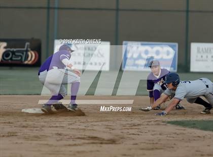 Thumbnail 2 in Aubrey vs. Sanger (UIL 4A Region 2 Area Playoff) photogallery.