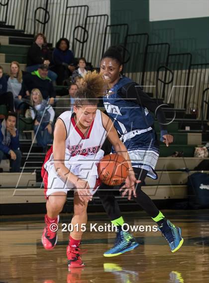 Thumbnail 1 in Ranchview vs. Gainesville (UIL 4A Bi District Playoff) photogallery.