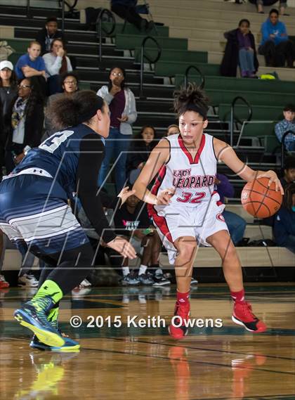 Thumbnail 2 in Ranchview vs. Gainesville (UIL 4A Bi District Playoff) photogallery.