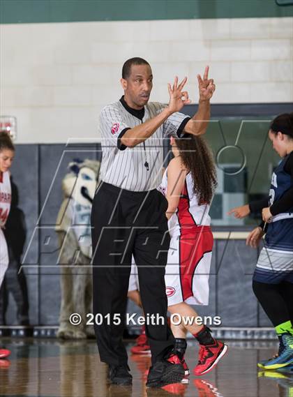 Thumbnail 3 in Ranchview vs. Gainesville (UIL 4A Bi District Playoff) photogallery.