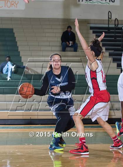 Thumbnail 3 in Ranchview vs. Gainesville (UIL 4A Bi District Playoff) photogallery.