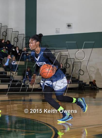 Thumbnail 2 in Ranchview vs. Gainesville (UIL 4A Bi District Playoff) photogallery.