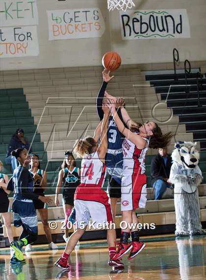 Thumbnail 1 in Ranchview vs. Gainesville (UIL 4A Bi District Playoff) photogallery.
