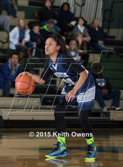 Thumbnail 1 in Ranchview vs. Gainesville (UIL 4A Bi District Playoff) photogallery.
