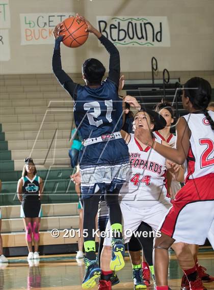 Thumbnail 1 in Ranchview vs. Gainesville (UIL 4A Bi District Playoff) photogallery.