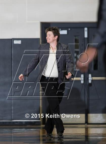 Thumbnail 1 in Ranchview vs. Gainesville (UIL 4A Bi District Playoff) photogallery.