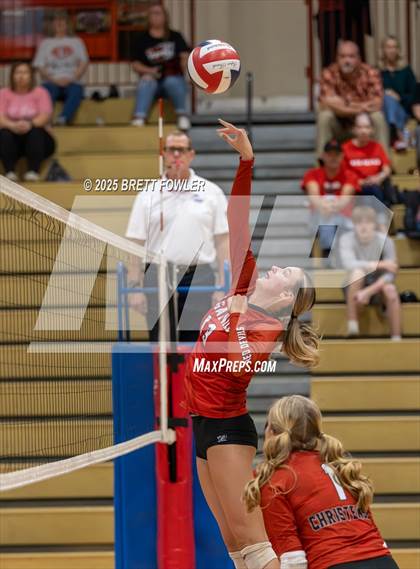 Thumbnail 3 in Lakeside vs. Loganville (GHSA 5A Round 1) photogallery.