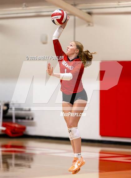 Thumbnail 2 in Lakeside vs. Loganville (GHSA 5A Round 1) photogallery.