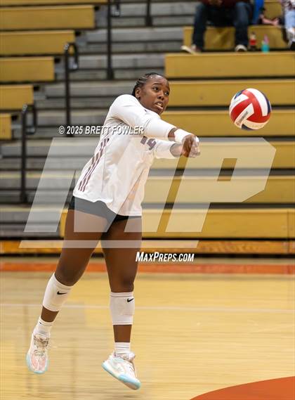 Thumbnail 1 in Lakeside vs. Loganville (GHSA 5A Round 1) photogallery.