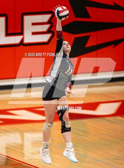 Thumbnail 2 in Lakeside vs. Loganville (GHSA 5A Round 1) photogallery.