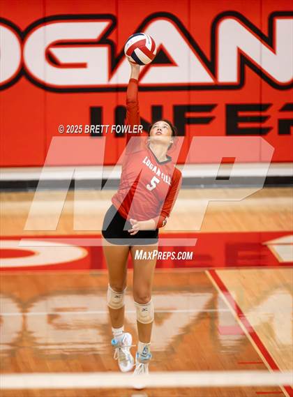 Thumbnail 2 in Lakeside vs. Loganville (GHSA 5A Round 1) photogallery.