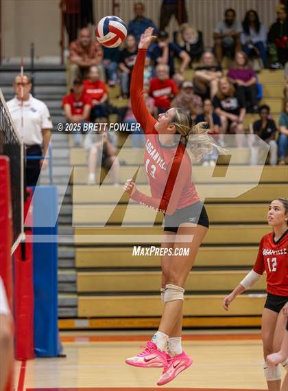 Thumbnail 1 in Lakeside vs. Loganville (GHSA 5A Round 1) photogallery.