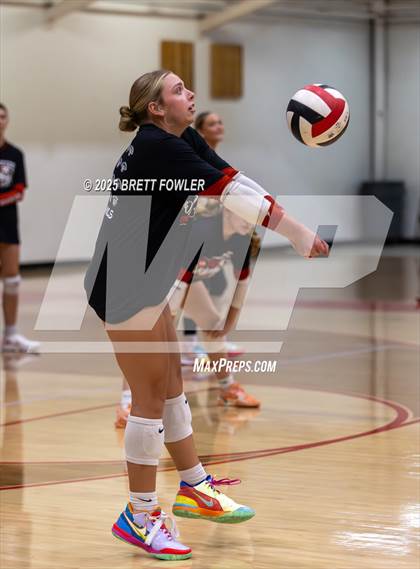 Thumbnail 2 in Lakeside vs. Loganville (GHSA 5A Round 1) photogallery.