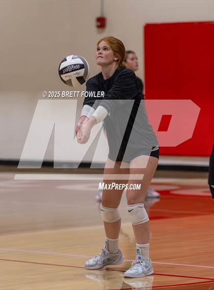 Thumbnail 3 in Lakeside vs. Loganville (GHSA 5A Round 1) photogallery.