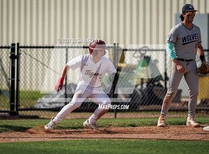 Thumbnail 3 in D'Arbonne Woods @ Dunham (LHSAA Division 3 Select Round 2) photogallery.