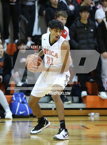 Thumbnail 1 in Stoney Creek @ Utica photogallery.