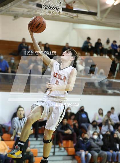 Thumbnail 2 in Stoney Creek @ Utica photogallery.
