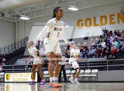 Thumbnail 2 in Red Oak vs. Lovejoy (UIL 5A Bi-District Playoff) photogallery.