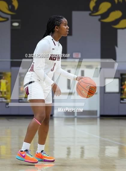 Thumbnail 3 in Red Oak vs. Lovejoy (UIL 5A Bi-District Playoff) photogallery.