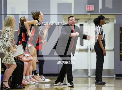 Thumbnail 2 in Red Oak vs. Lovejoy (UIL 5A Bi-District Playoff) photogallery.