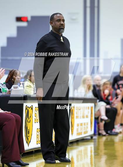 Thumbnail 2 in Red Oak vs. Lovejoy (UIL 5A Bi-District Playoff) photogallery.
