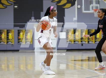 Thumbnail 1 in Red Oak vs. Lovejoy (UIL 5A Bi-District Playoff) photogallery.